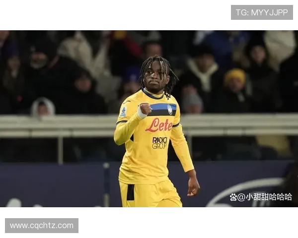 卢克曼随马竞合练测试左边锋位